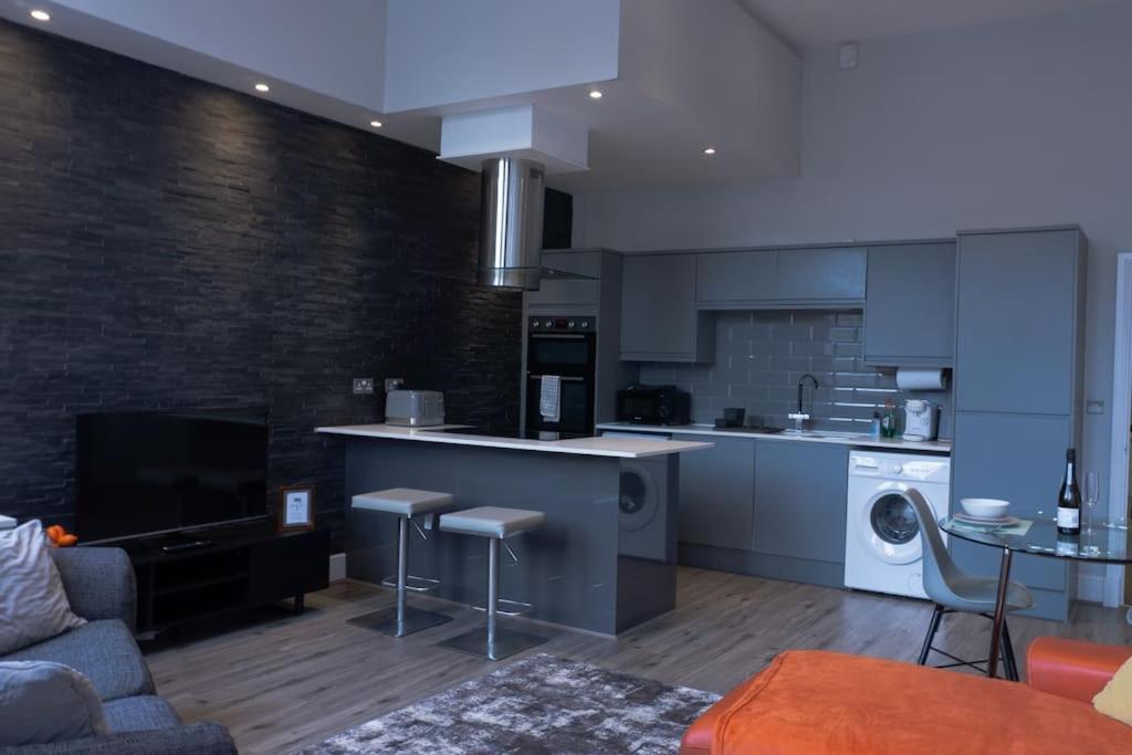 Spacious Apartment In City Centre - Free Parking ノッティンガム エクステリア 写真